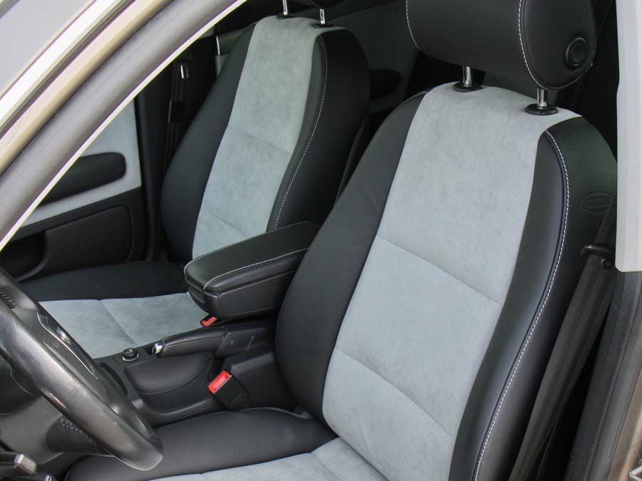 Autositze eines Audi in Leder